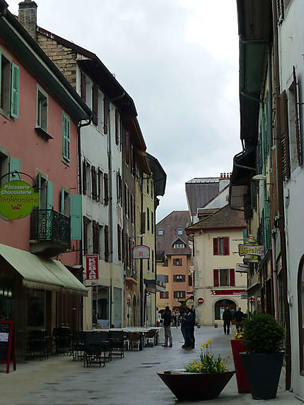 Rue piétonne de la Roche