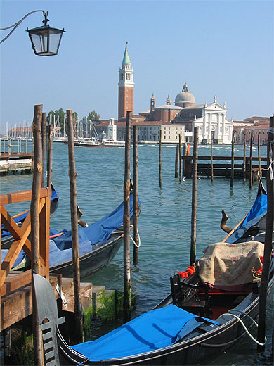 Gondoles et île San Giorgio Gondoles et île San Giorgio