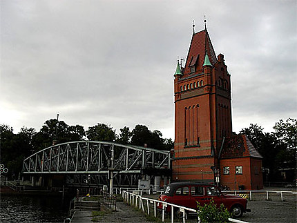 Dans le port de Lübeck