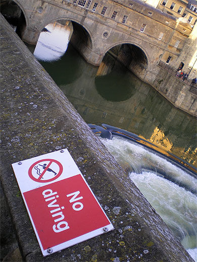 No diving !