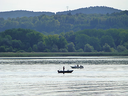 Pêcheur au lac majeur