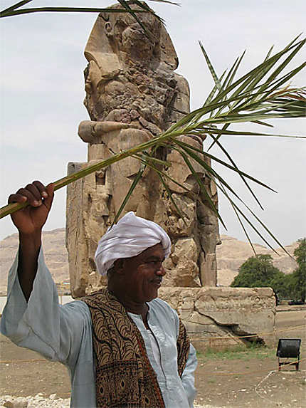 le gardien des colosses de Memnon