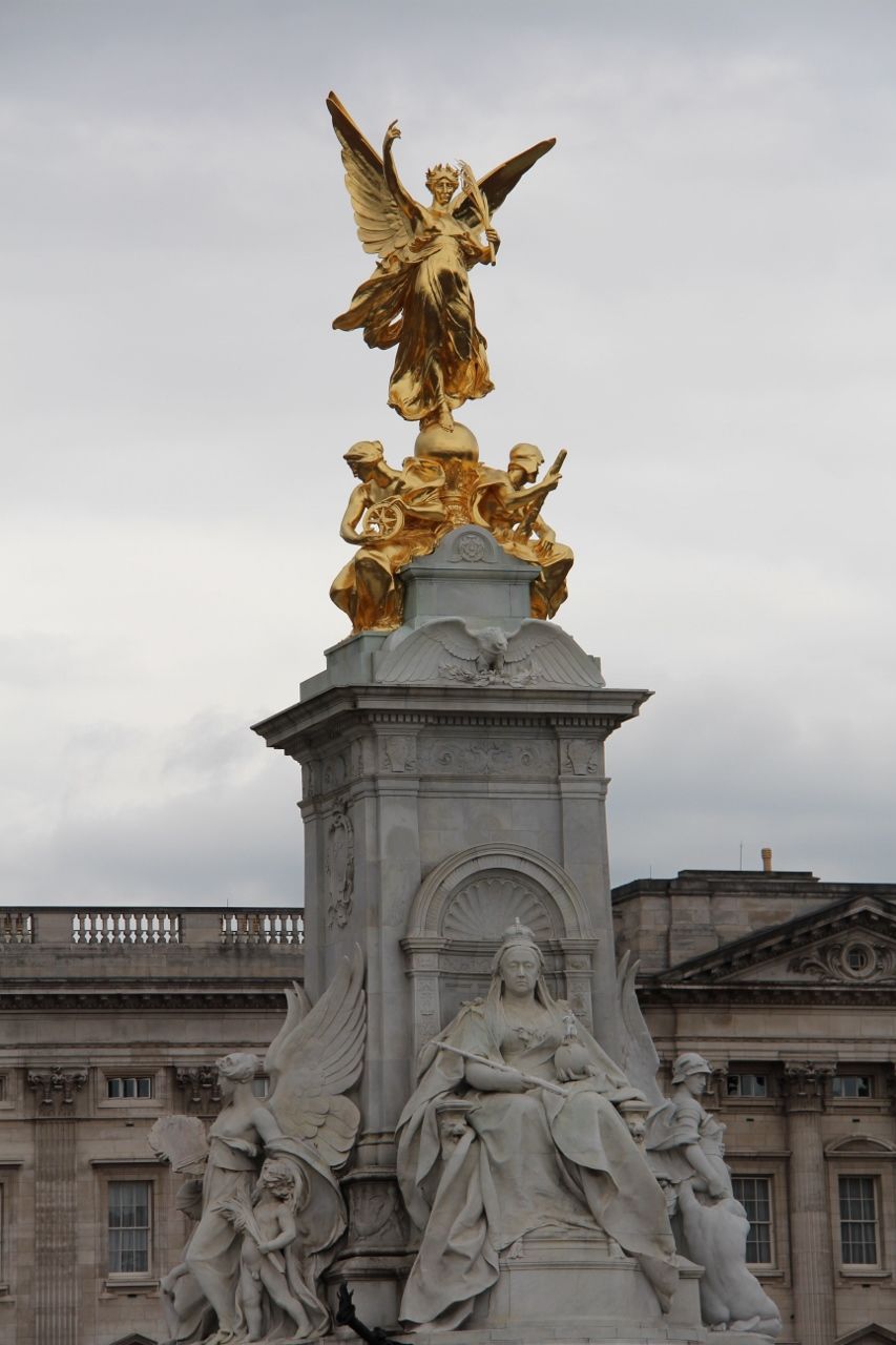 Statue à Buckingham Palace