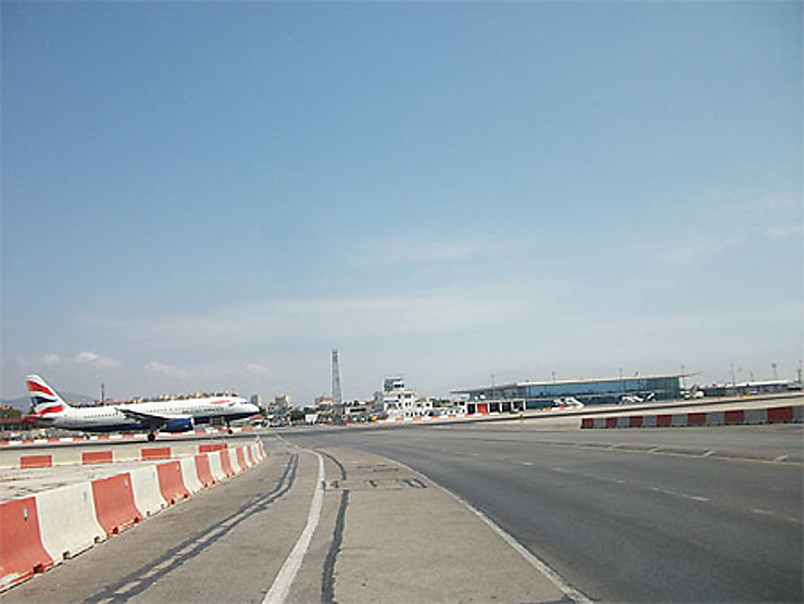 Aéroport de Gibraltar - cardinal