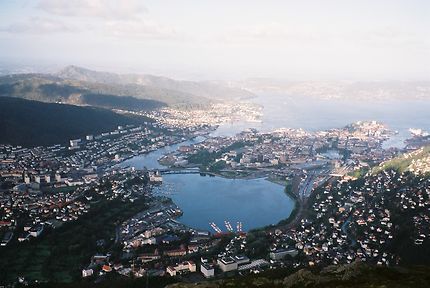 Bergen et ses collines
