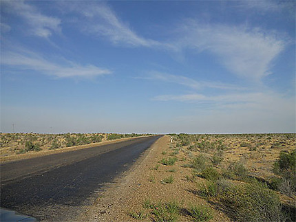 Le désert entre Boukhara et Khiva