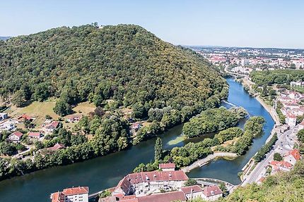 Besançon, Le Doubs et la colline de Chaudanne