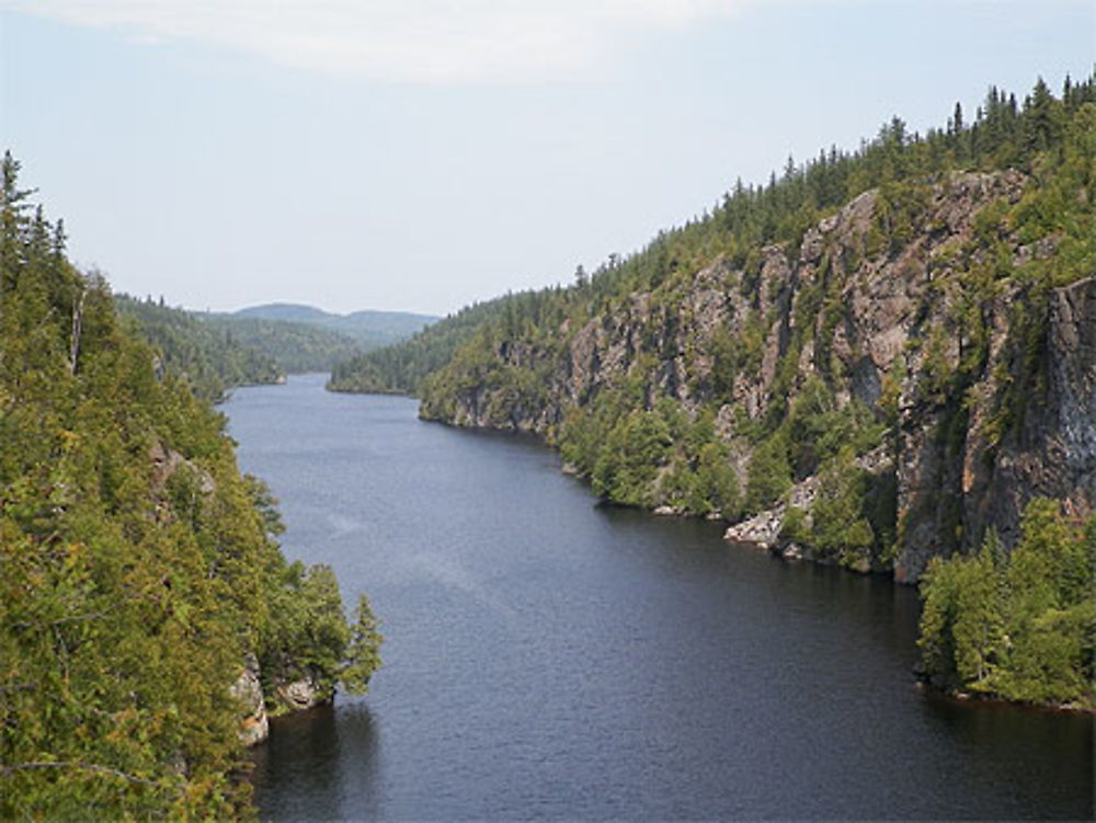 Falaises du lac La Haie