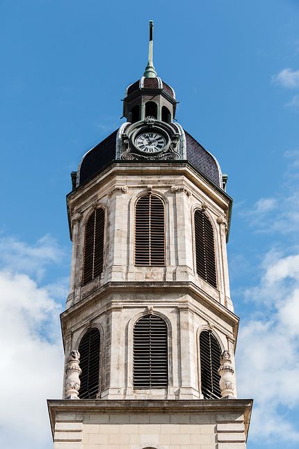 Lyon - La tour-clocher de la place Antonin-Poncet