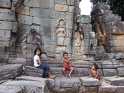 Prés de l'entrée de Ta Prohm, Angkor