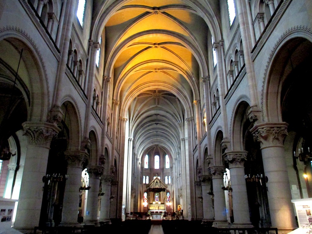 La nef Eglise Église SaintAmbroise 11ème arrondissement Paris — free download
