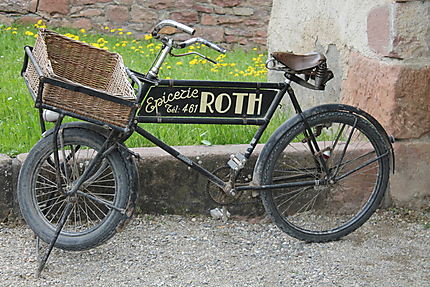 Vélo de l'épicerie Roth