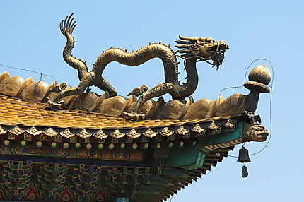 Dragon sur temple à 1km de l'école du Potala