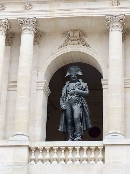 Statue de Napoleon Bonaparte Cour d’Honneur