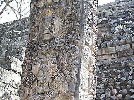 Stèle maya