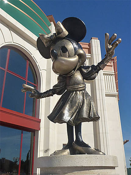 La Fée Clochette : Statues : Disneyland Paris : Marne-la-Vallée :  Seine-et-Marne : Île-de-France 
