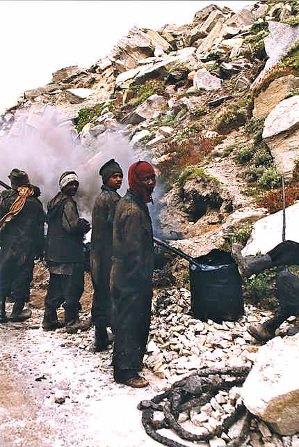 Les Cantonniers de l'Himalaya