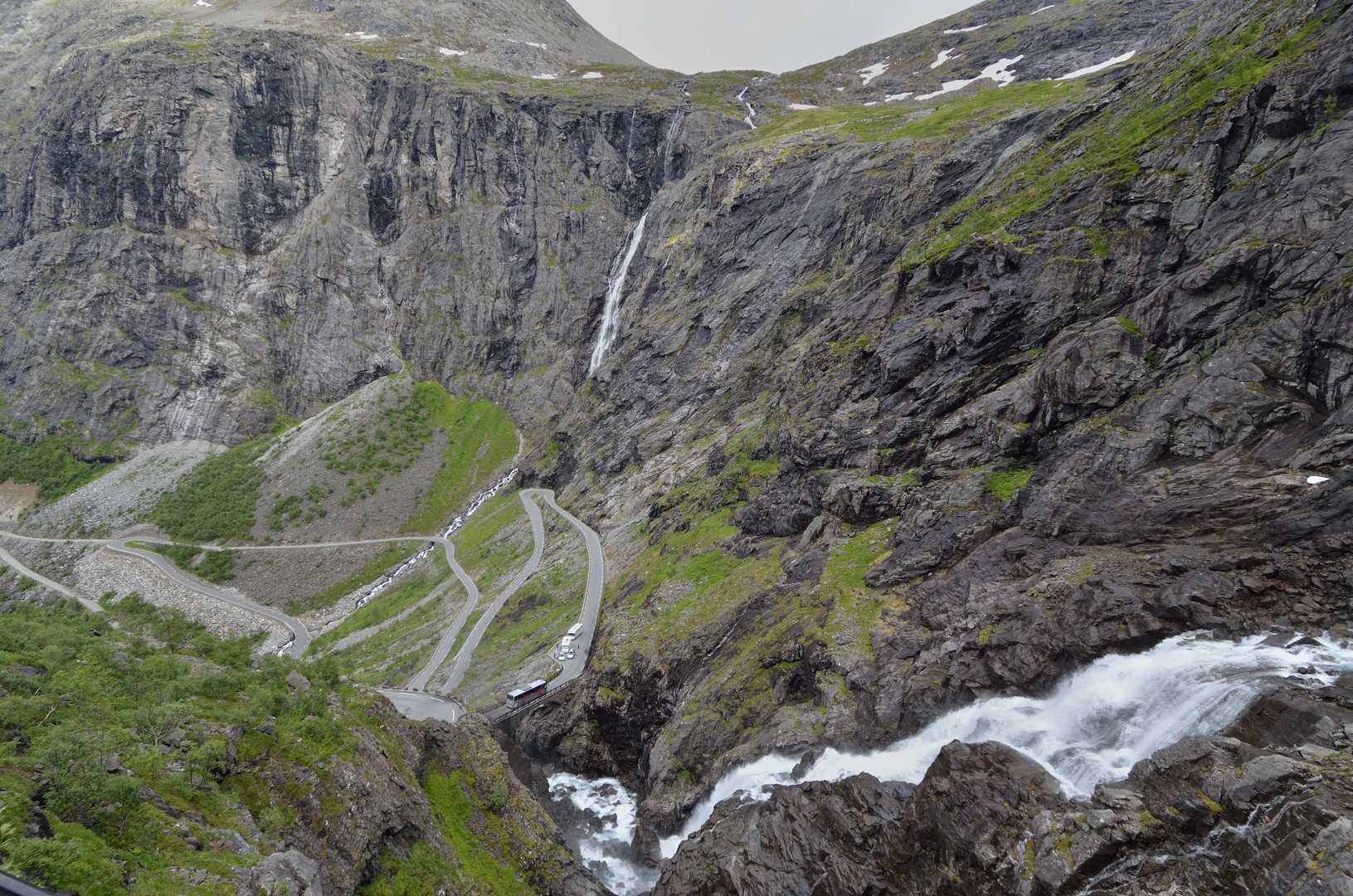 Une des plus belles routes de Norvège Routes Transport Cascades — free download
