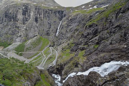 Une des plus belles routes de Norvège