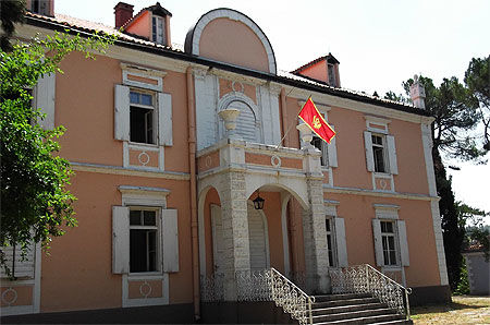 Dvorac Petrovica