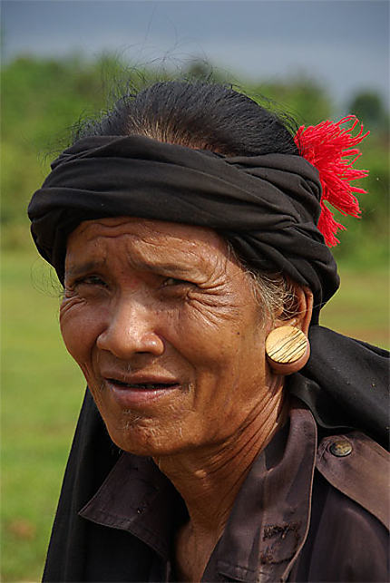Homme agé éthnie Phnong