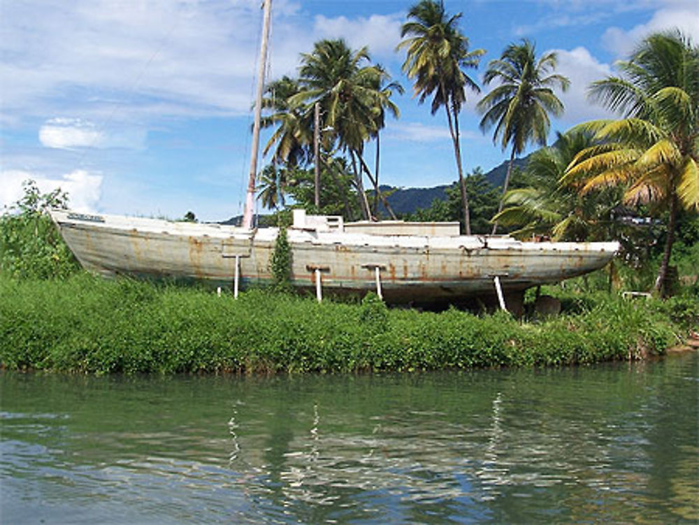 Bateau hors de l'eau