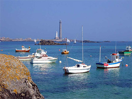 Vue sur l'Ile Vierge depuis Plouguerneau-Lilia Vue sur l'Ile Vierge depuis Plouguerneau-Lilia