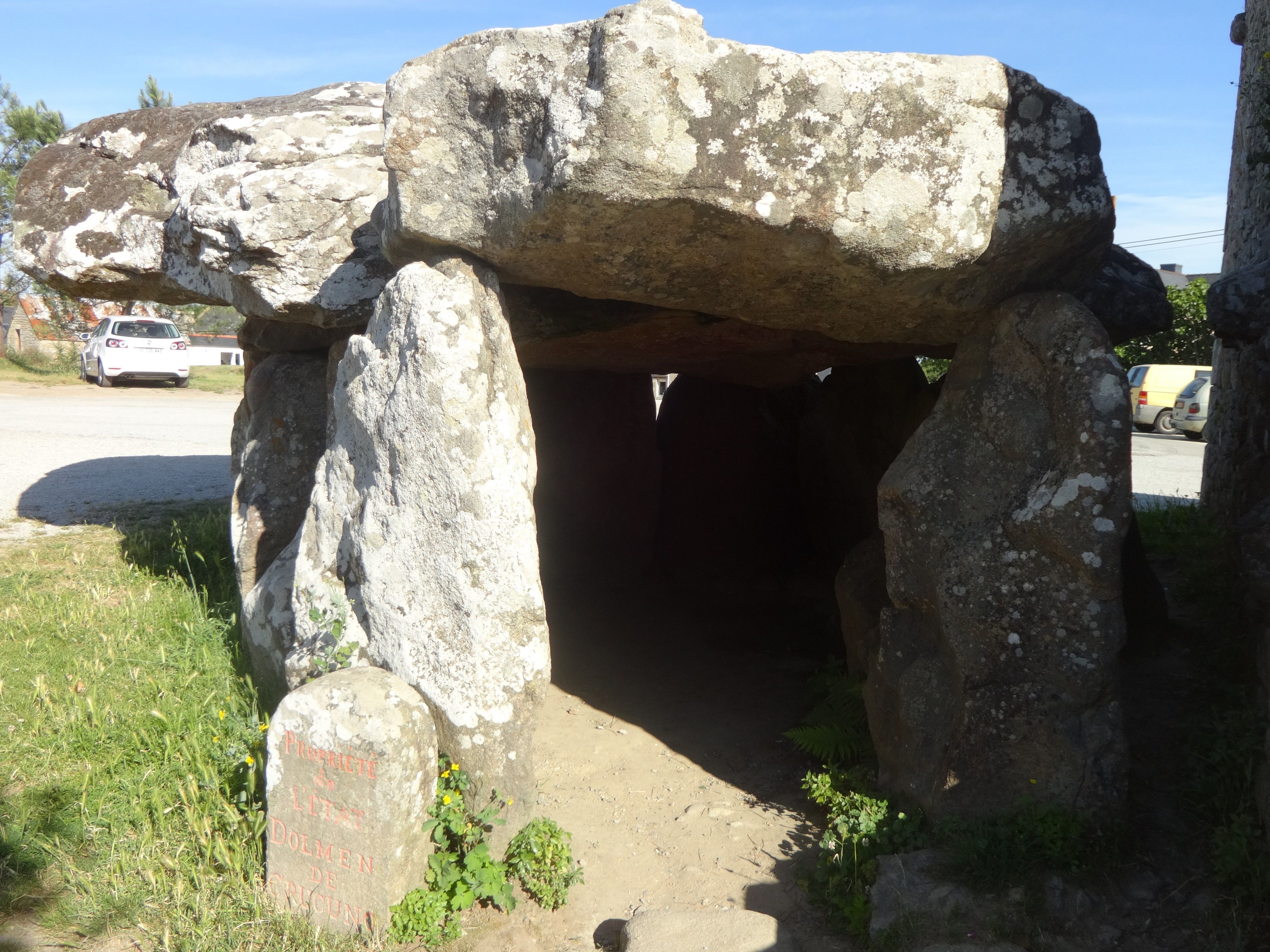 Interieur deu dolmen de rucuno