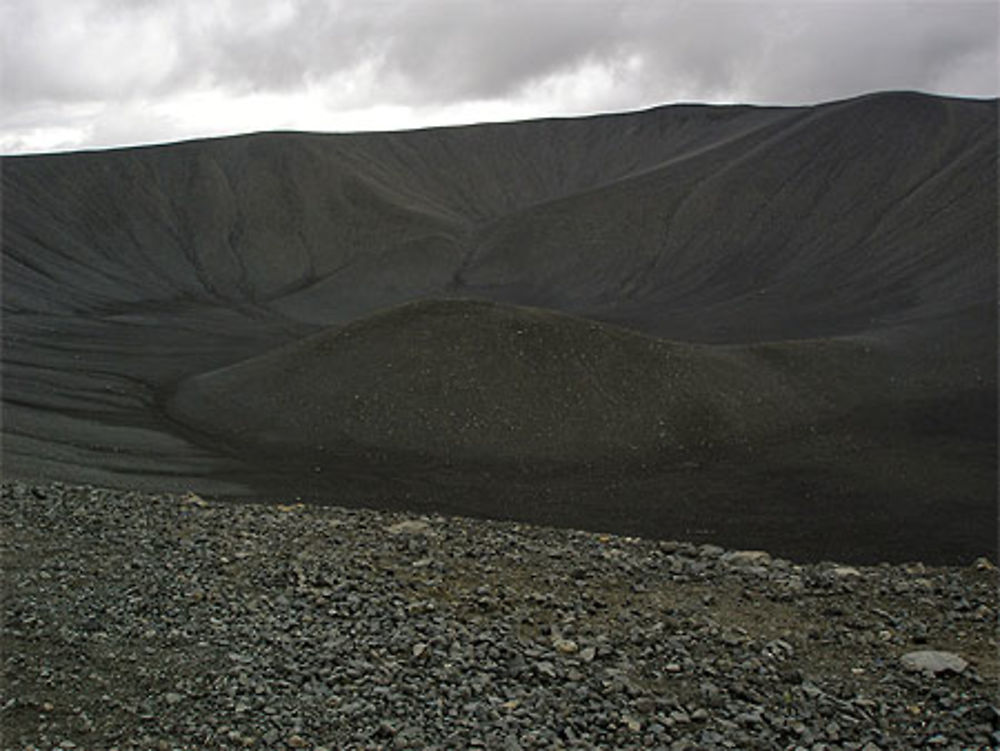 Volcan hverfjall (près de Myvatn)