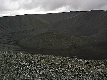 Volcan hverfjall (près de Myvatn)