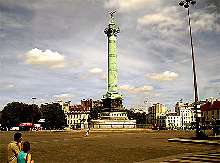 Paris au mois d' Août