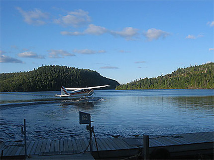 Hydravion au Lac Long