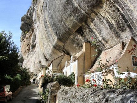 Les abris de Laugerie-Basse Les abris de Laugerie-Basse