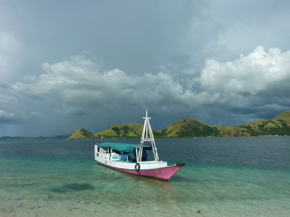 Pulau Sebayur