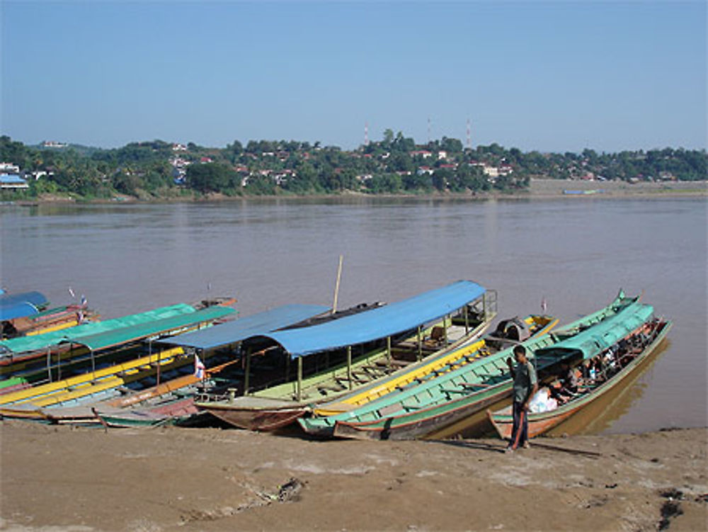 Le port pour Huai Xay (Laos) sur le Mékong