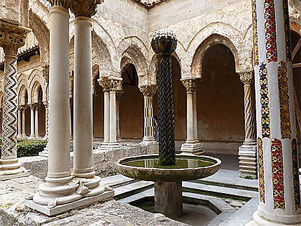 Fontaine du cloître de Monreale