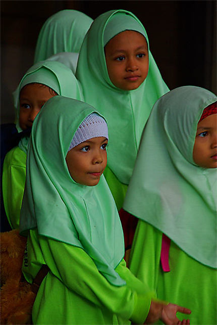 Ecolières musulmanes de Kuala Lumpur