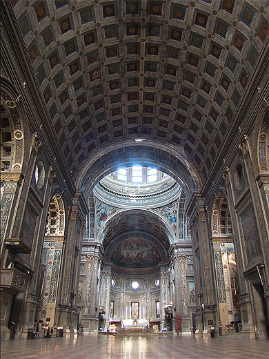 Basilica di Sant'Andrea Basilica di Sant'Andrea