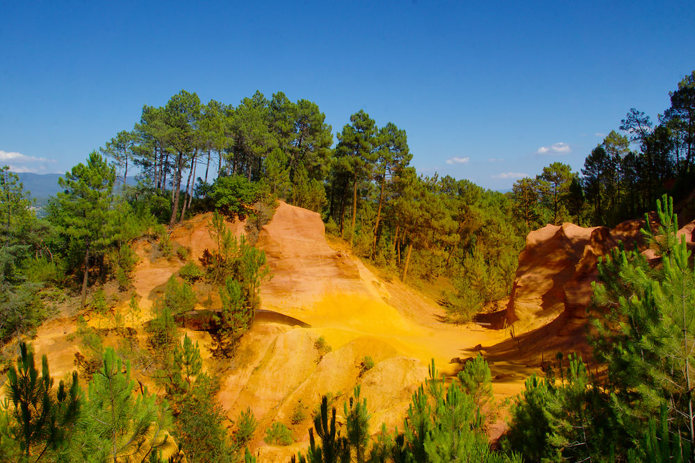 Couleur à Roussillon en Provence