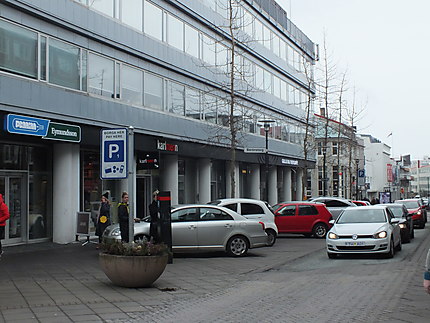 L'avenue principale de Reykjavik