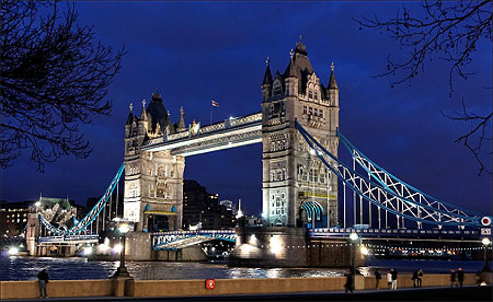 Tower Bridge nocturne