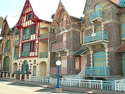 Mers-les-Bains, voisine du Tréport - Belles villas d'époque