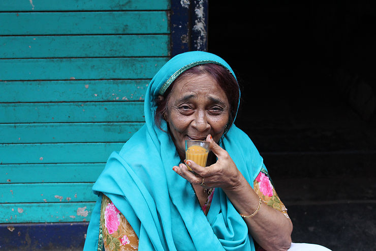 Vous êtes partie en Inde pour un road trip sur les routes des plantations de thé, pouvez-vous nous partager vos coups de cœur, des anecdotes ? 