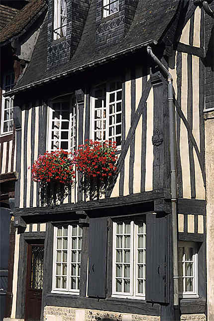 Maison à pans de bois, Pont-l'Evêque