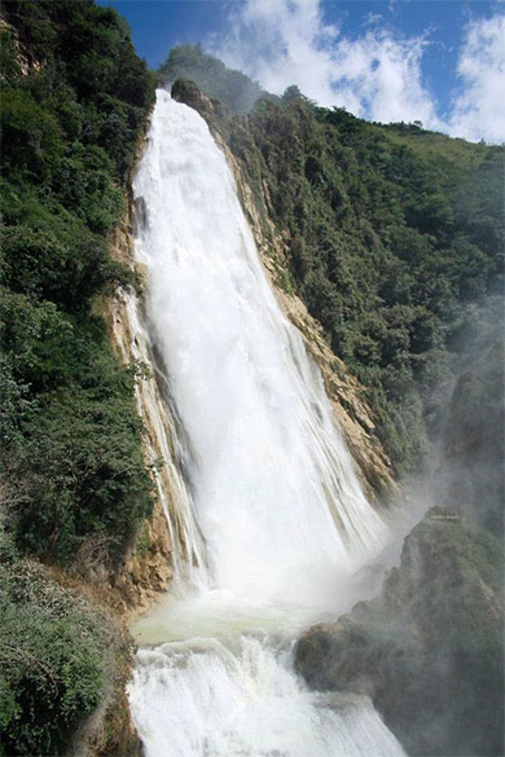 Cascade du Chiflon