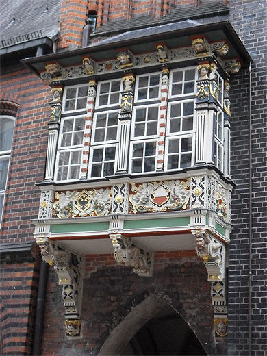 Joli balcon médiéval