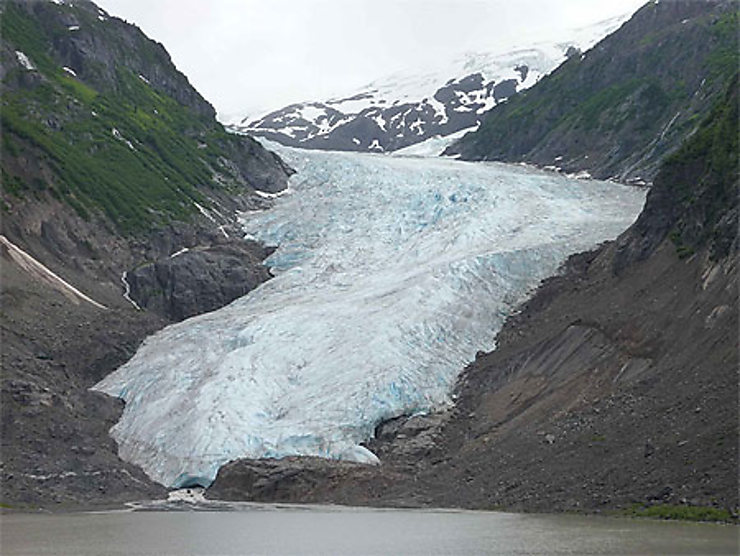 Bear glacier provincial park