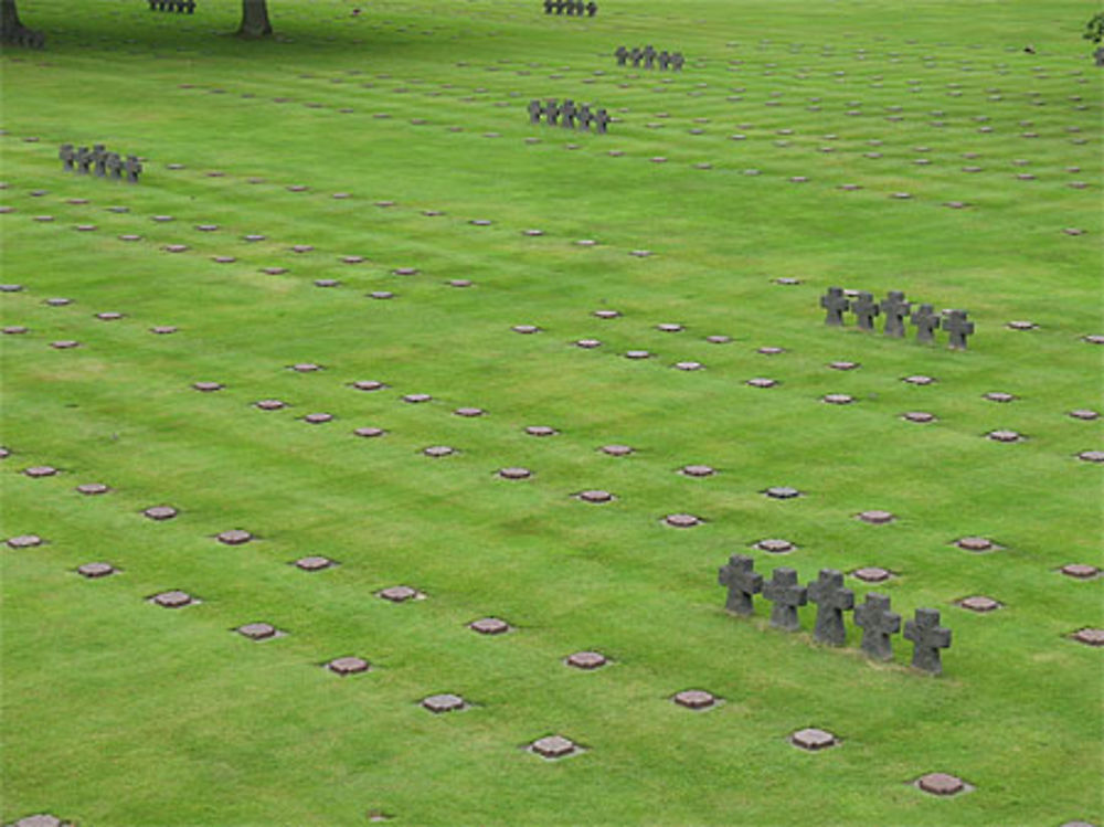 Cimetière allemand la Cambe