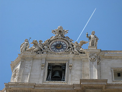Horloge de la Place Saint Pierre
