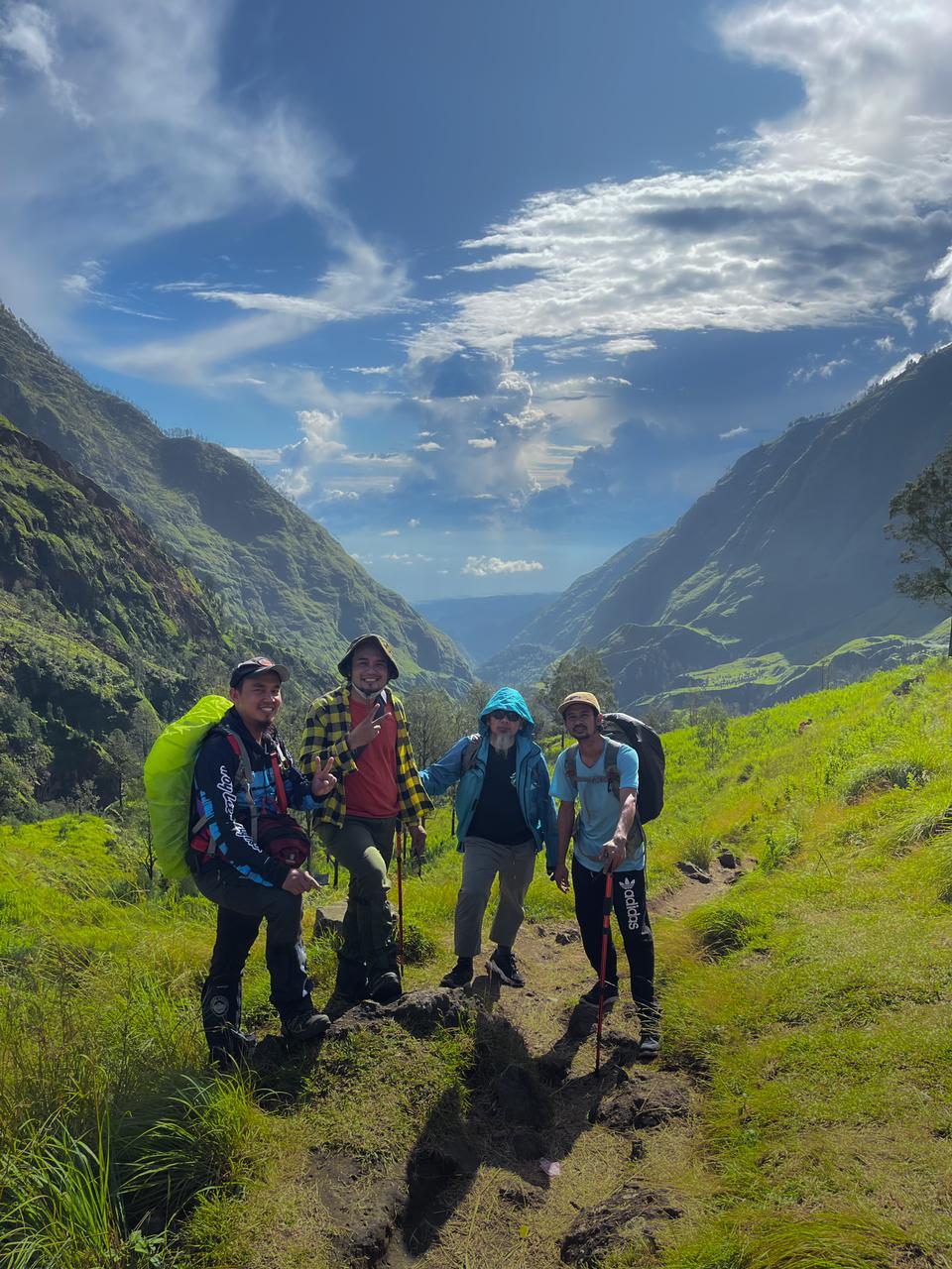 Hike Mount Rinjani Lombok,Indonesia